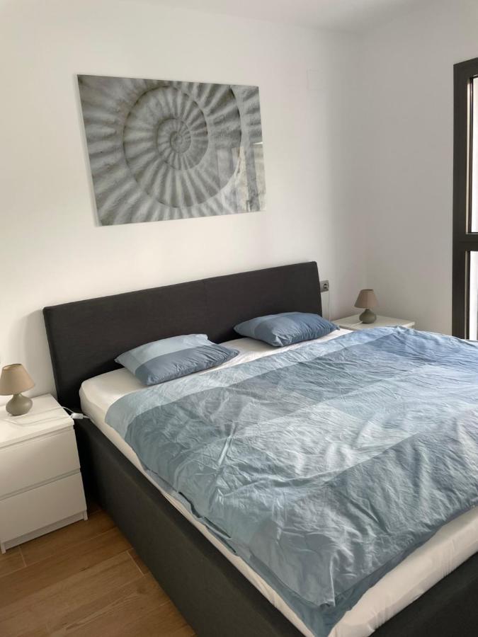 Modern 2 Beds Apartment In Alcaidesa Luaran gambar